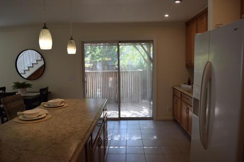 3092 Woods Cir, Davis, CA 95616 photo 6