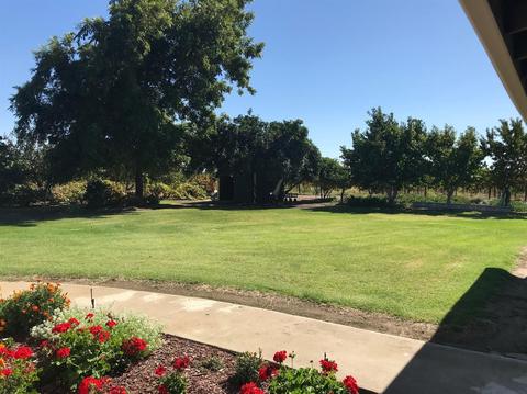 17792 N Davis Rd, Lodi, CA 95242 photo 4