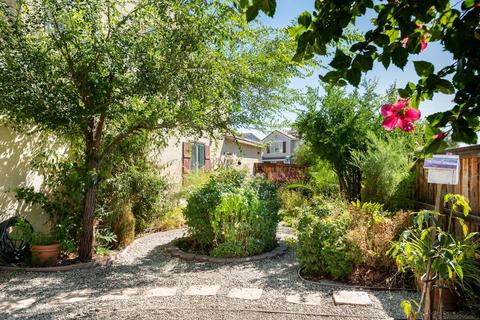 1861 Geranium, Tracy, CA 95376 photo 5