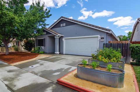 2352 Roualt St, Davis, CA 95618 photo 4