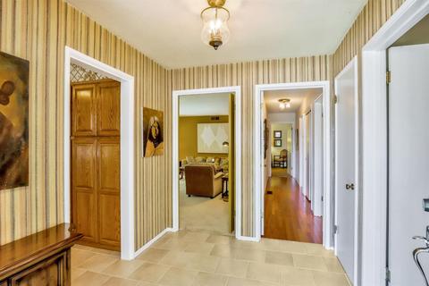 1780 Normandy Ct, Lodi, CA 95242 photo 6