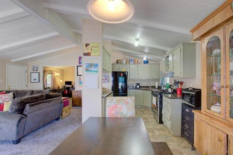 7 Schooner, Modesto, CA 95356 photo 13