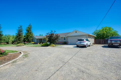 312 Bartch Ave, Patterson, CA 95363 photo 4