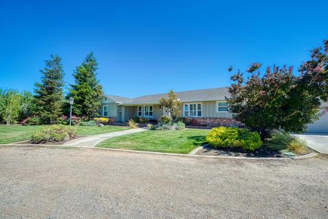 312 Bartch Ave, Patterson, CA 95363 photo 3