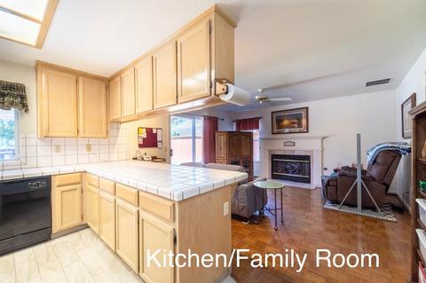 949 Tornell Dr, Ripon, CA 95366 photo 9