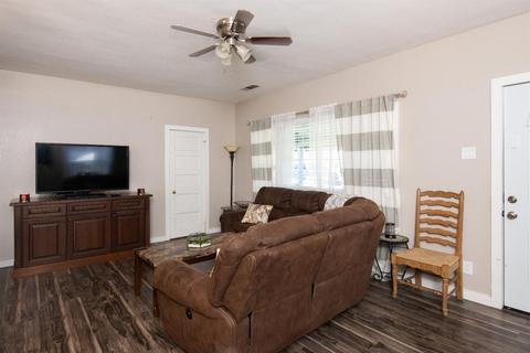 332 Covena Ave, Modesto, CA 95354 photo 11