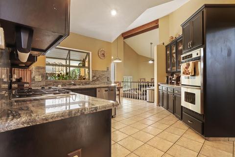 2225 Castleview, Turlock, CA 95382 photo 9