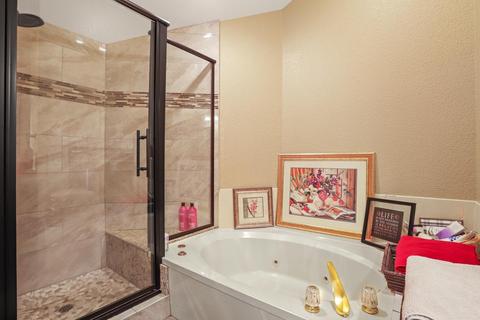 2225 Castleview, Turlock, CA 95382 photo 14