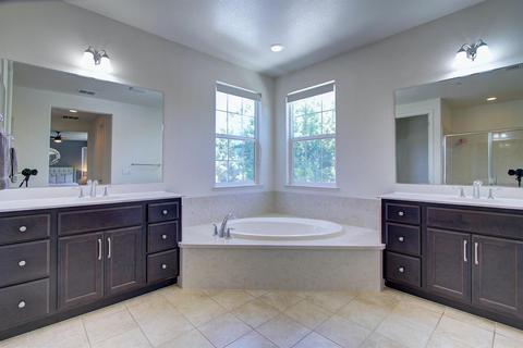 549 S Thrasher Ln, Tracy, CA 95376 photo 38