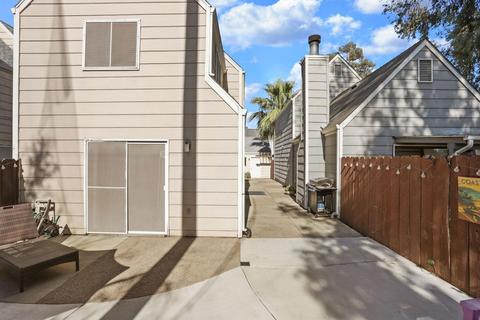 413 Golf Cir W, Manteca, CA 95337 photo 27