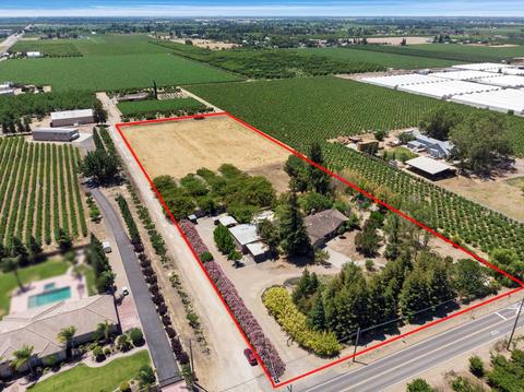 5900 E Harney Ln, Lodi, CA 95240 photo 4