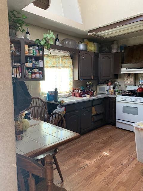 322 Elm St, Lodi, CA 95240 photo 5