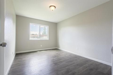 7443 Locust, Hughson, CA 95326 photo 23