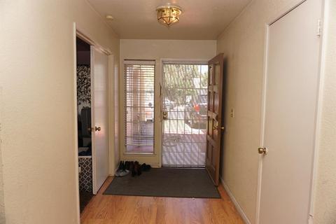 3320 Clogston Way, Modesto, CA 95354 photo 2