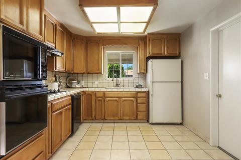 650 E Alameda St, Manteca, CA 95336 photo 13