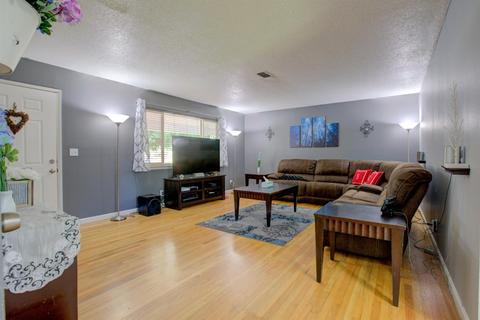 1713 Colin Ln, Modesto, CA 95355 photo 8