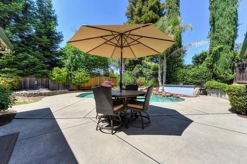 124 Gable St, Folsom, CA 95630 photo 3