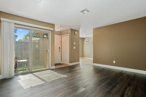 4001 Elmo Loop #D, Modesto, CA 95356 photo 5