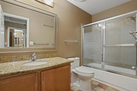 4001 Elmo Loop #D, Modesto, CA 95356 photo 17