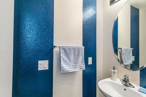 8237 Windmill Oaks Pl, Antelope, CA 95843 photo 10