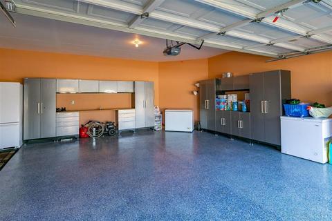 8237 Windmill Oaks Pl, Antelope, CA 95843 photo 19