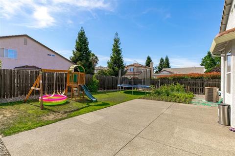8237 Windmill Oaks Pl, Antelope, CA 95843 photo 21