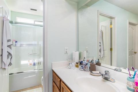8237 Windmill Oaks Pl, Antelope, CA 95843 photo 13