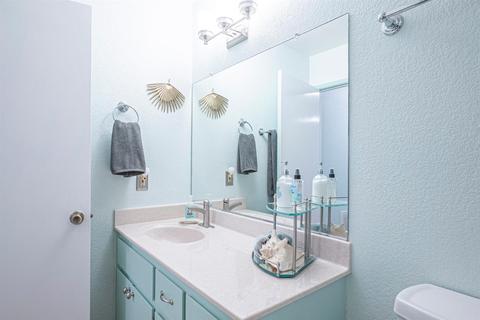 3188 Newport Ter, Davis, CA 95618 photo 17