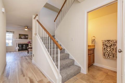4025 Alex Ln #17, Carmichael, CA 95608 photo 3