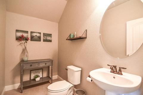 711 Monte Casa St, Manteca, CA 95337 photo 10