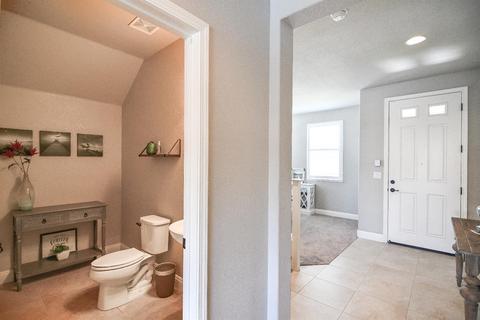 711 Monte Casa St, Manteca, CA 95337 photo 9