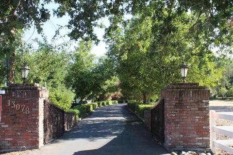 13078 Cherry Rd, Wilton, CA 95693 photo 3