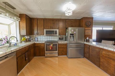 987 Ebbetts Ave, Manteca, CA 95337 photo 8