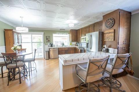987 Ebbetts Ave, Manteca, CA 95337 photo 6