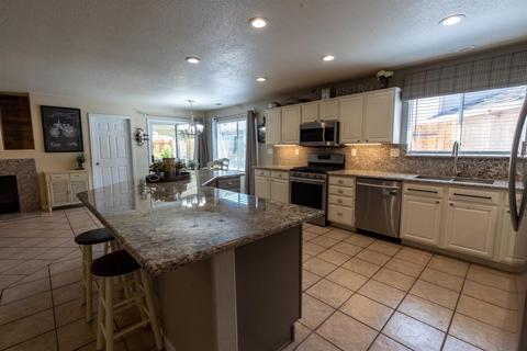 2024 Spring Ln, Modesto, CA 95356 photo 7