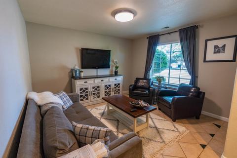 2024 Spring Ln, Modesto, CA 95356 photo 4