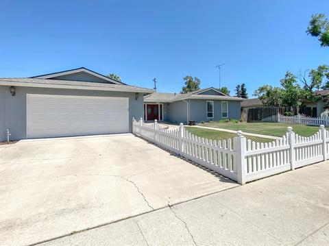 1805 Fallon Ln, Modesto, CA 95355 photo 4