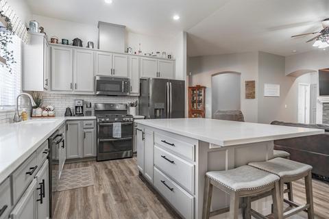 6008 Roswitha Ct, Carmichael, CA 95608 photo 4
