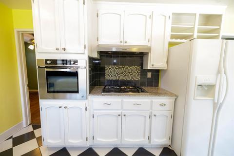 1511 Bronson Ave, Modesto, CA 95350 photo 16