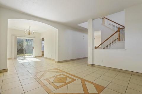 2908 Macbeth Ct, Modesto, CA 95355 photo 9