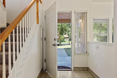 2908 Macbeth Ct, Modesto, CA 95355 photo 7