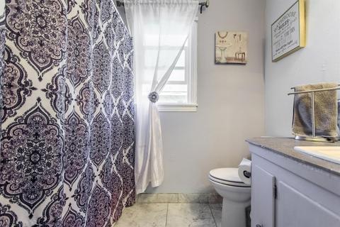 1504 Pearl St, Modesto, CA 95350 photo 18