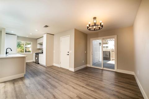 2300 Davis Ct, Placerville, CA 95667 photo 2