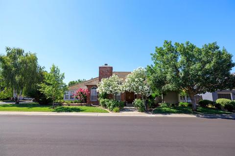 2504 Hilversum Ln, Modesto, CA 95356 photo 4