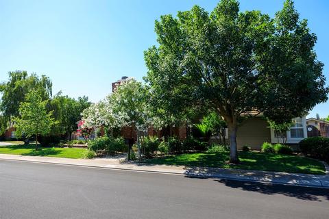 2504 Hilversum Ln, Modesto, CA 95356 photo 8