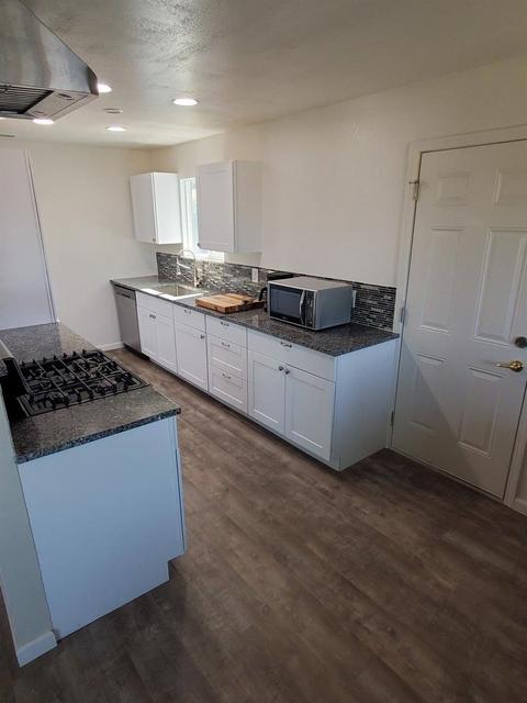 742 Elverta Rd, Elverta, CA 95626 photo 2