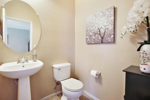 16771 Loganberry Way, Lathrop, CA 95330 photo 9