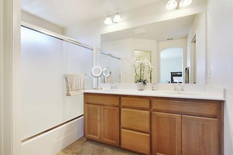 16771 Loganberry Way, Lathrop, CA 95330 photo 11
