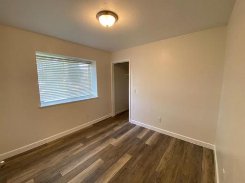 663 E Alameda, Manteca, CA 95336 photo 15