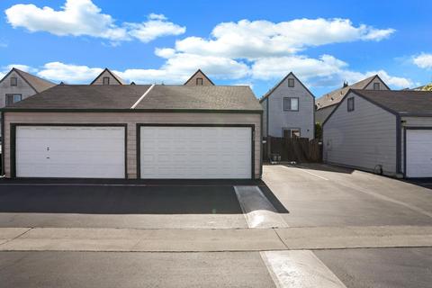 420 Golf Cir, Manteca, CA 95337 photo 2